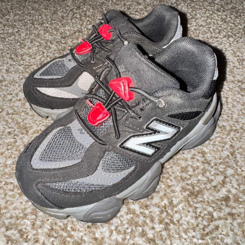 New Balance 9060 Toddler size 9